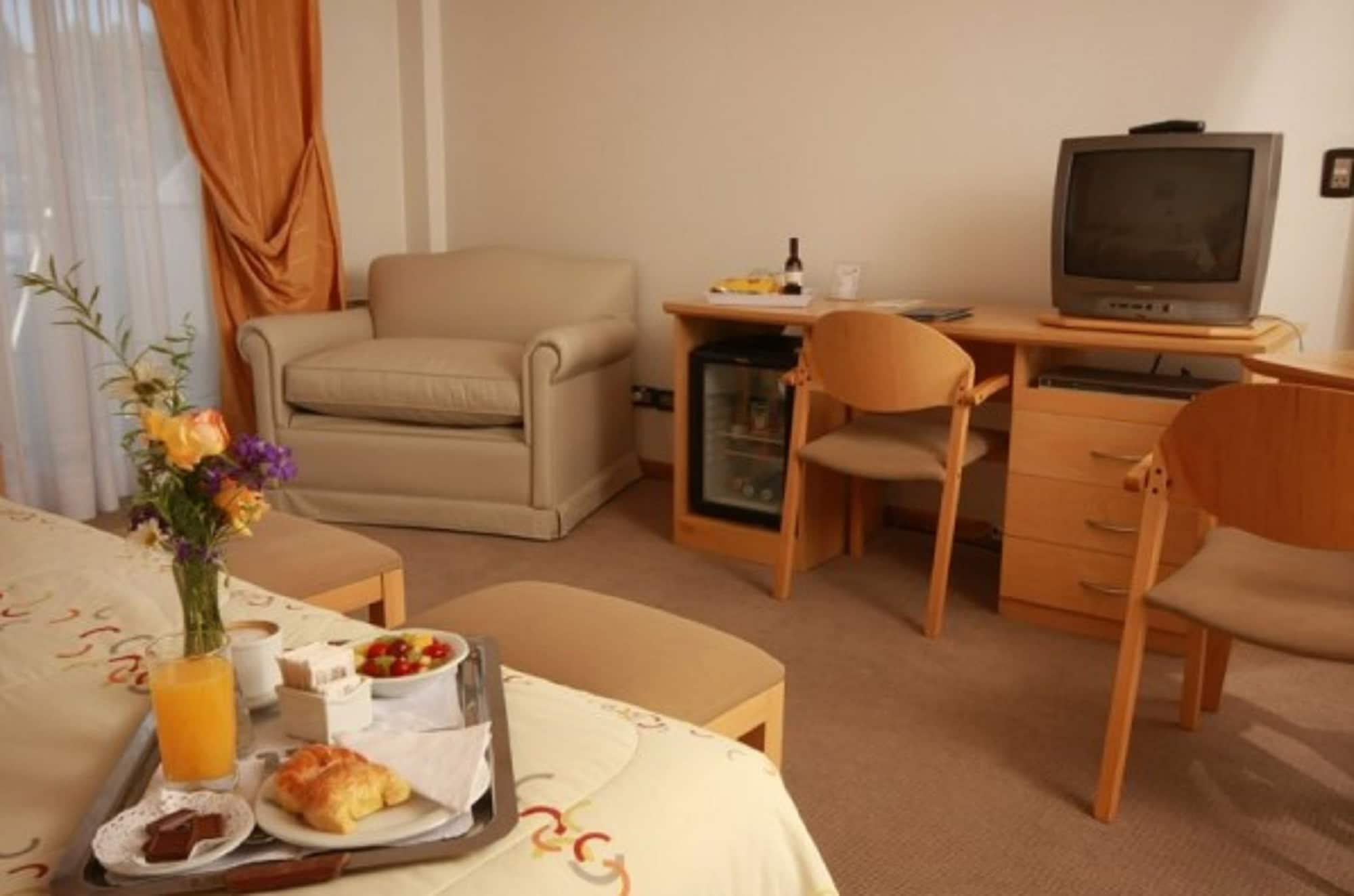 Hotel Ayres Del Nahuel 3*